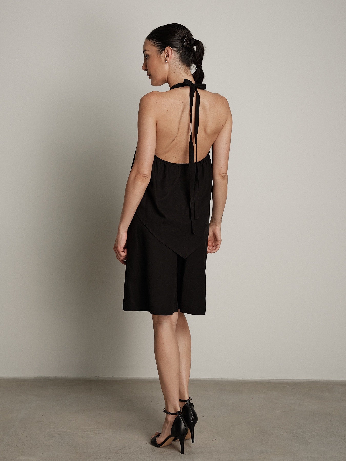 Top "must-have" nero PREORDINE 29/06