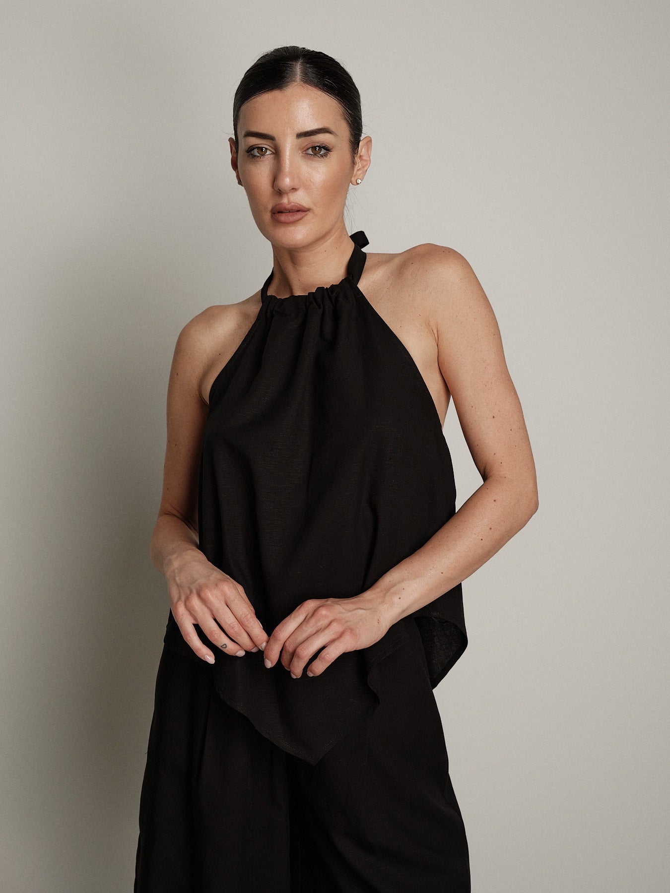 Bermuda "must-have" nero PREORDINE 29/06
