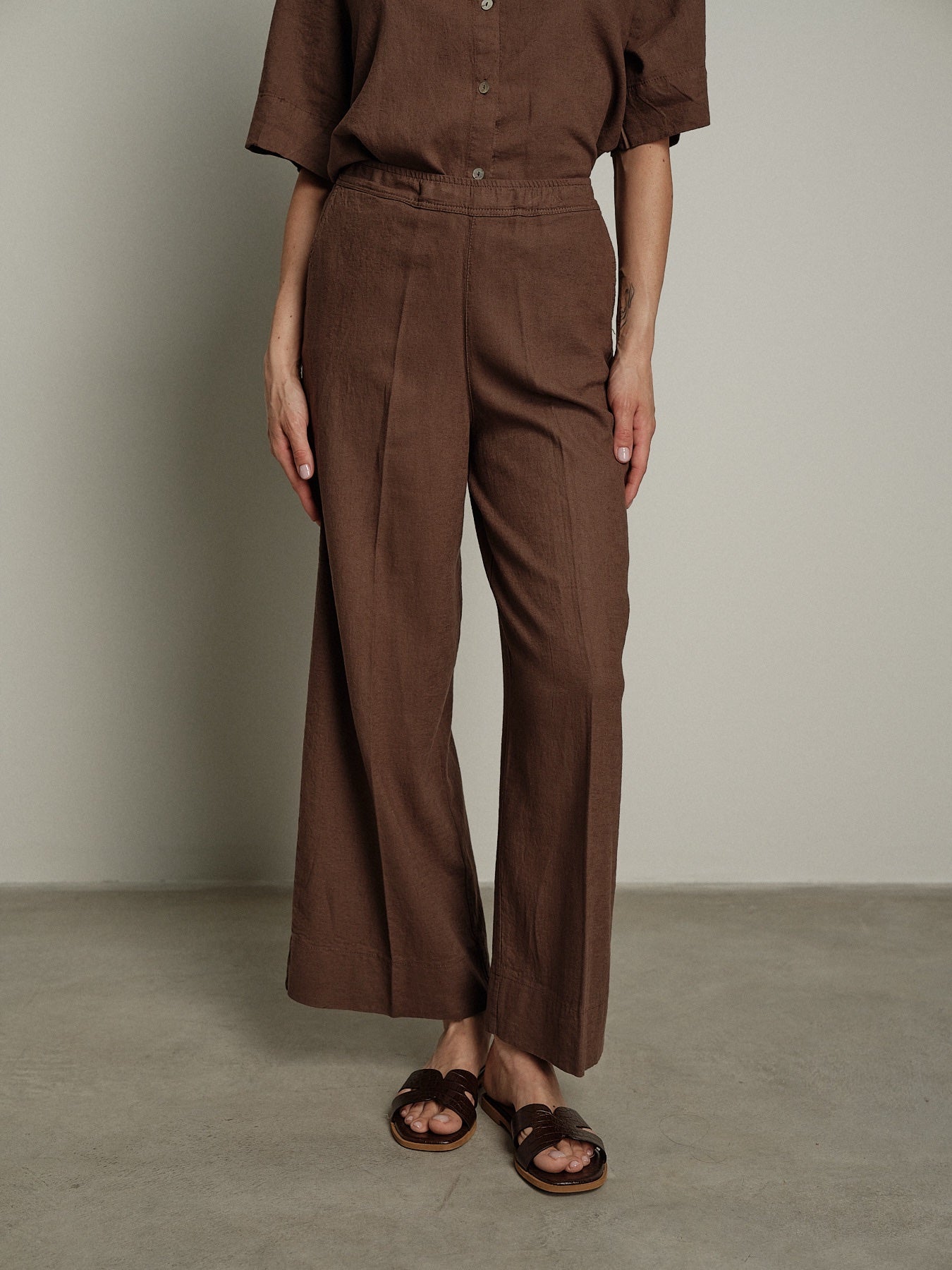 Pantalone lungo Essenziale moro PREORDINE 26/06 TG. S