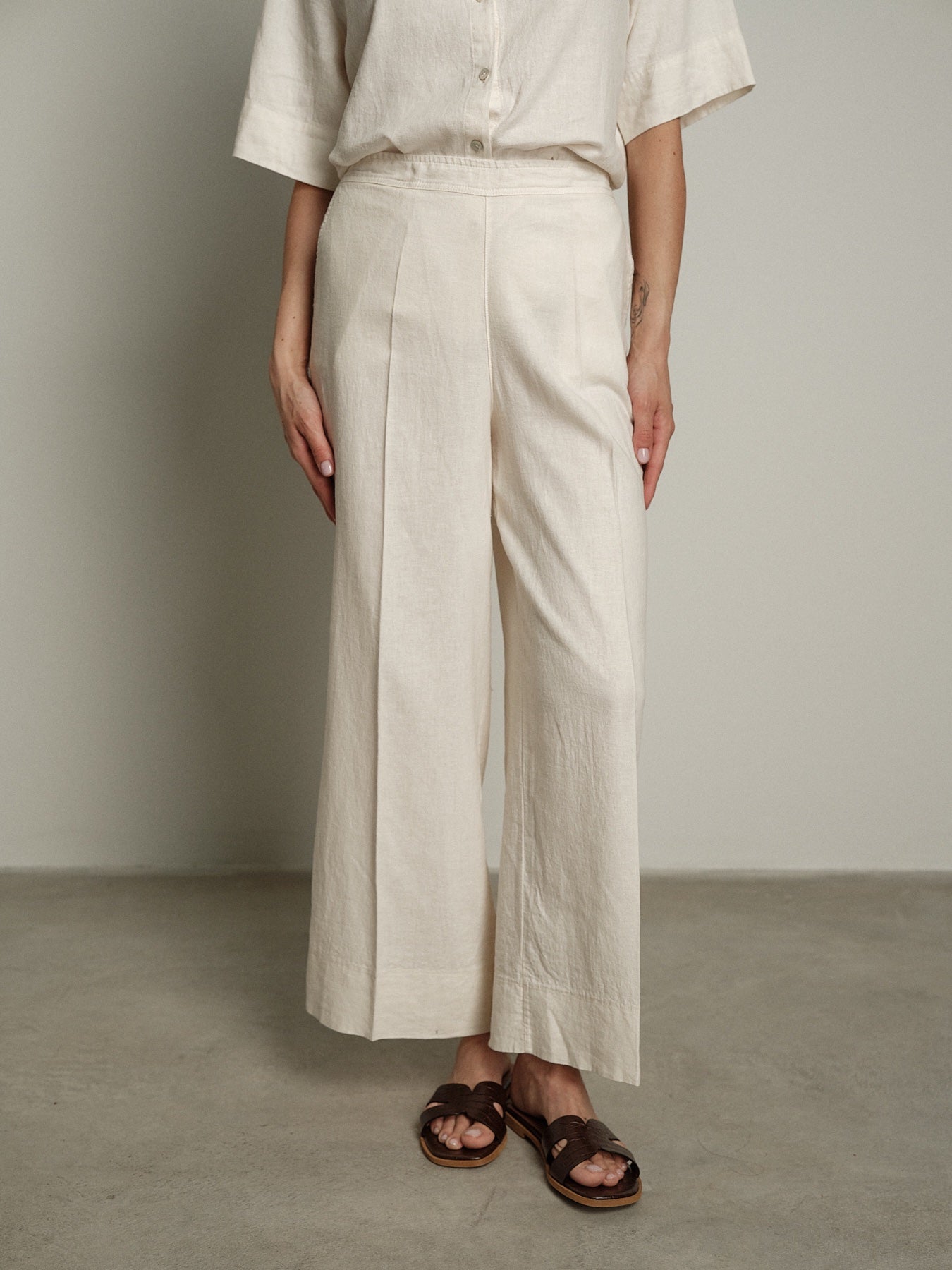 Pantalone lungo Essenziale burro PREORDINE 29/06