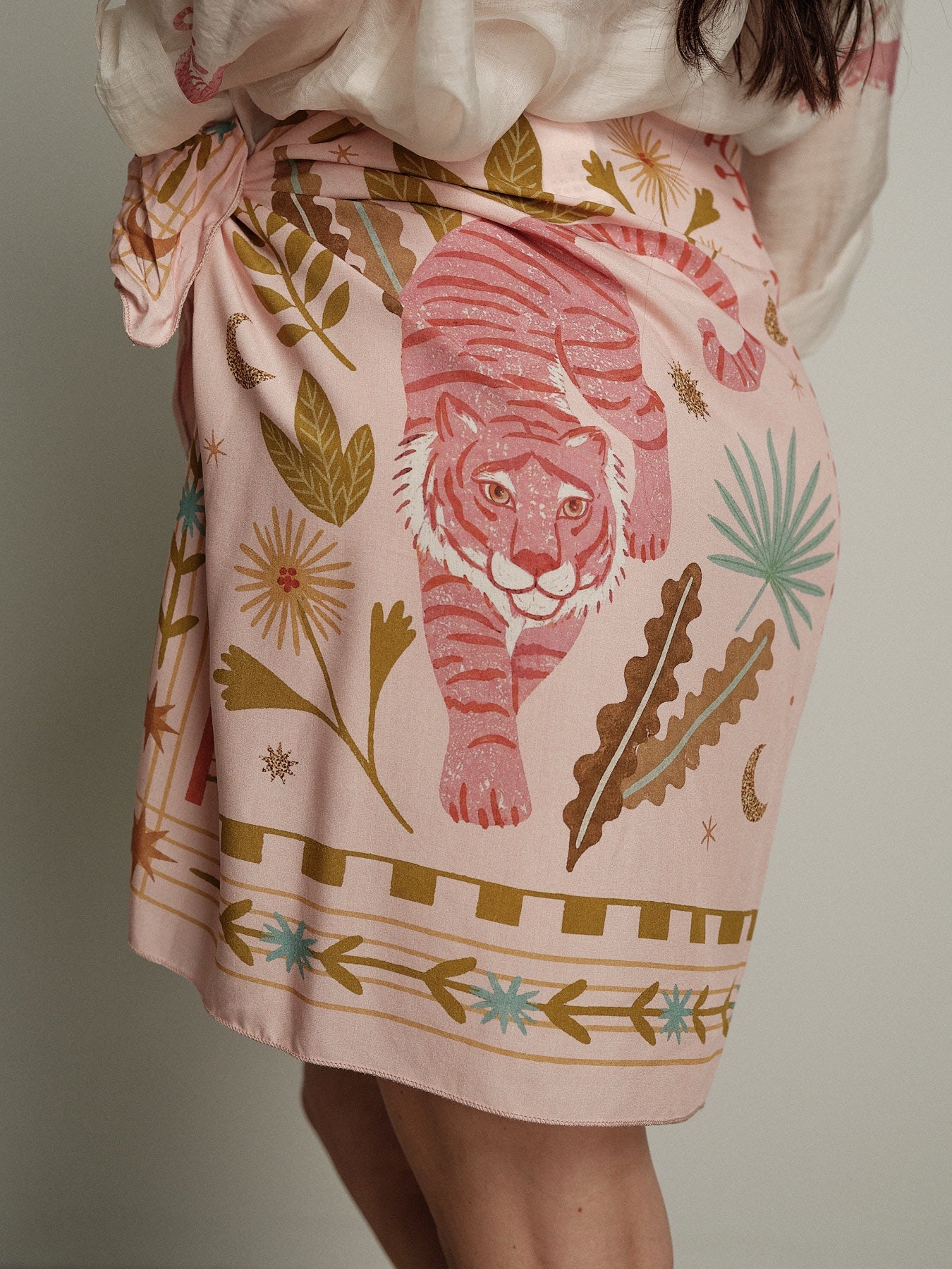 Gonna corta tigre rosa PREORDINE 29/06