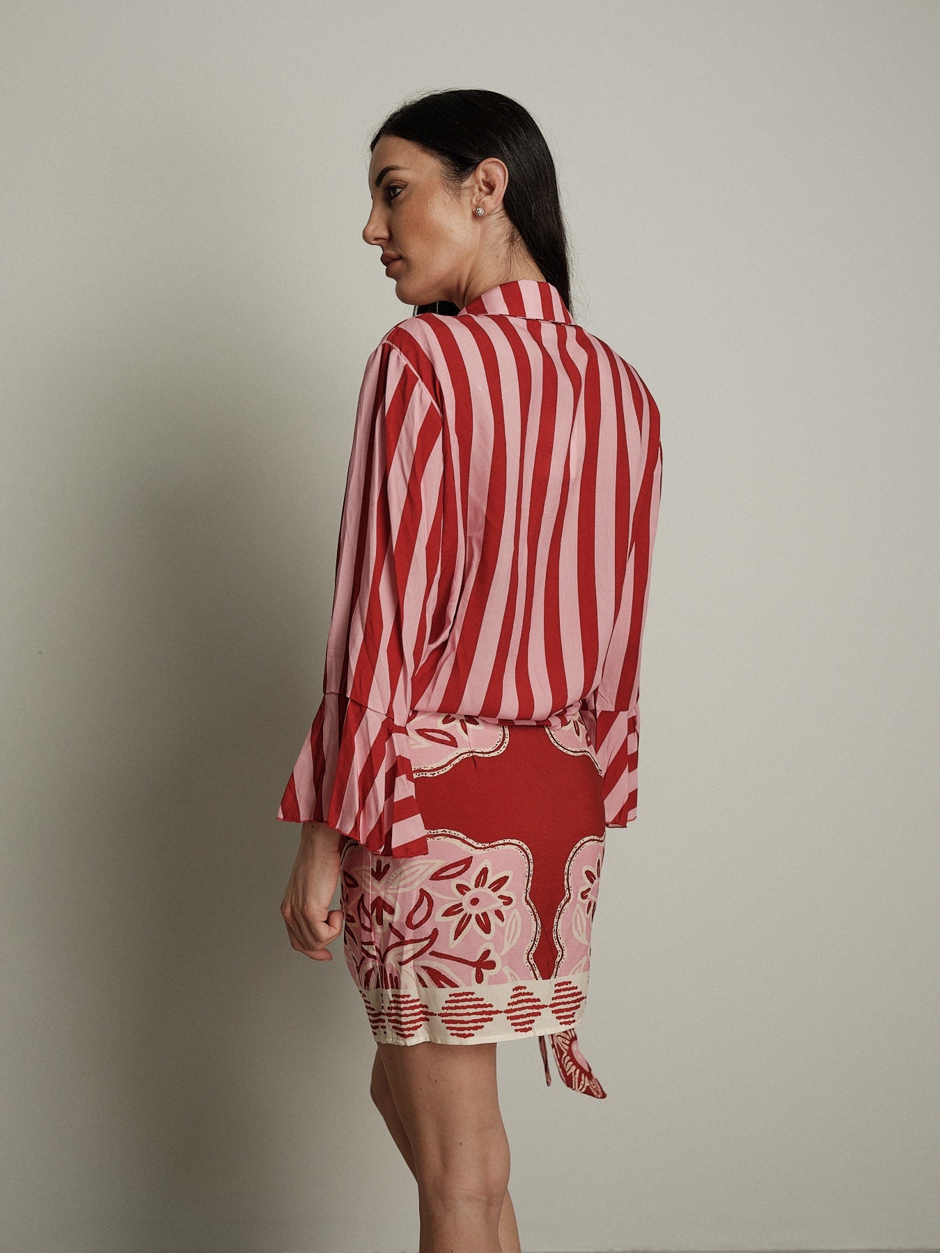 Completo camicia riga + gonna rosso/rosa