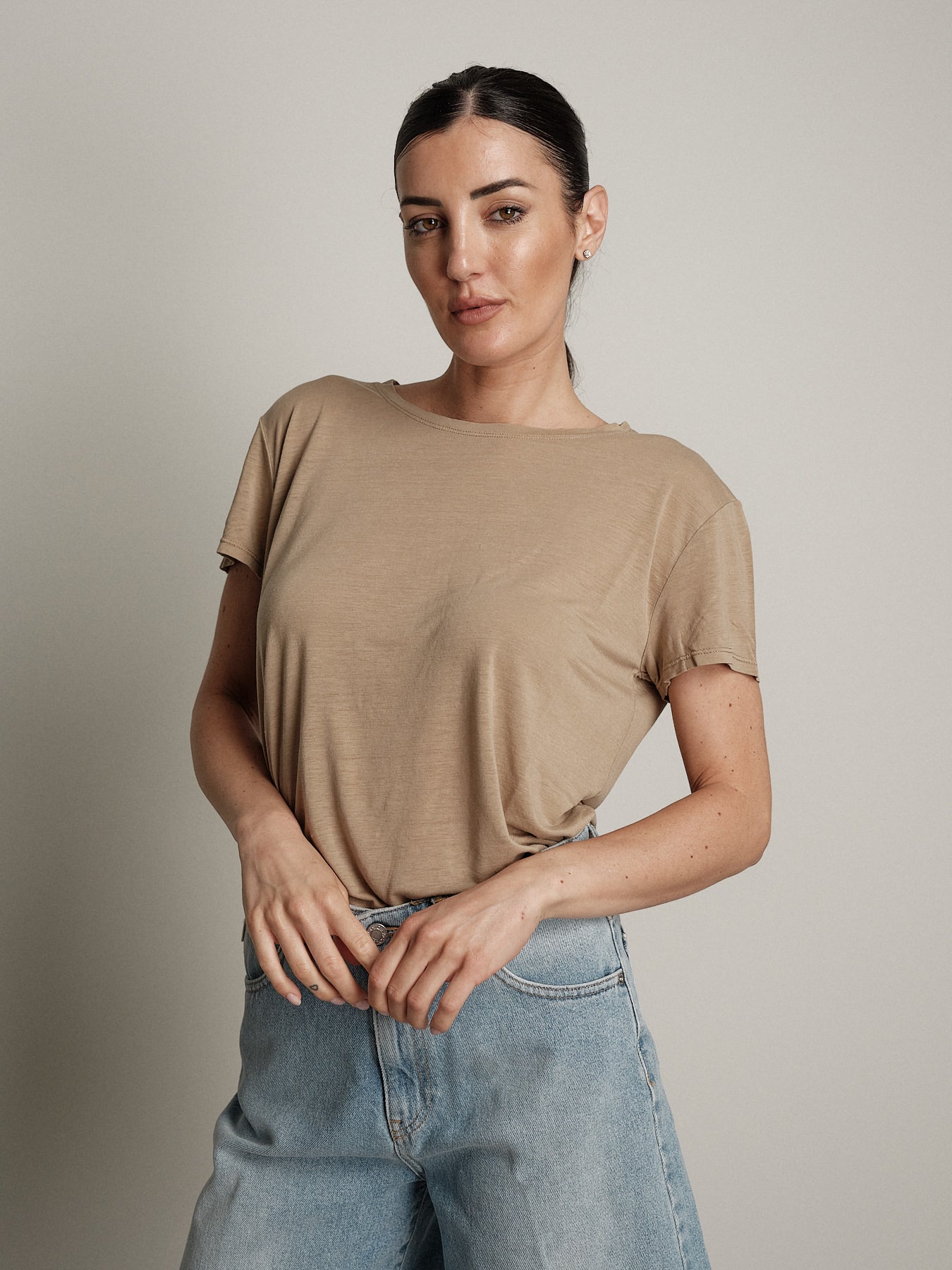 T-shirt girocollo lino (colori all'interno)