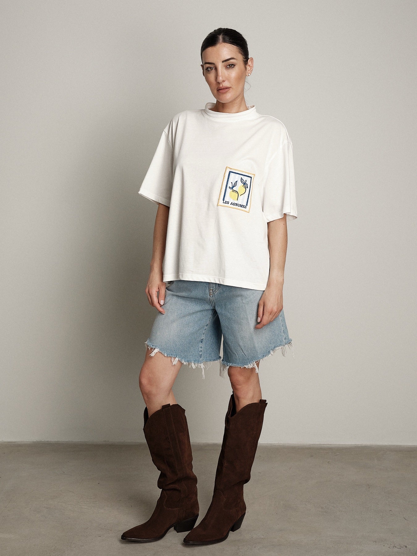 T-shirt over tasca limone