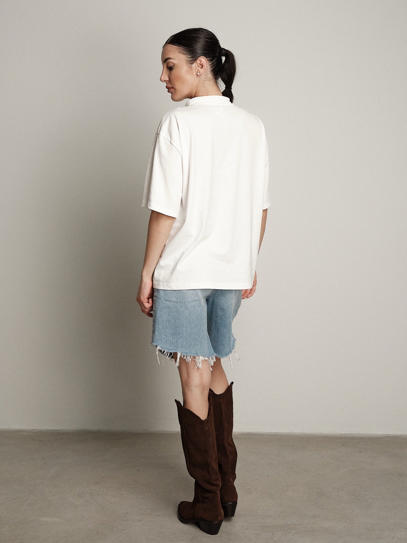T-shirt over tasca limone