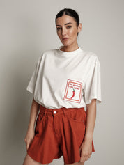 T-shirt over tasca peperoncino