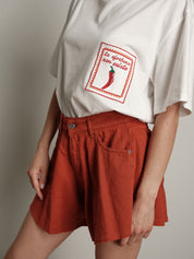 T-shirt over tasca peperoncino