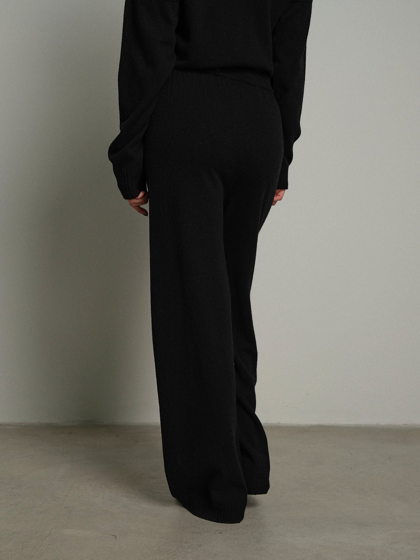 Completo in maglia girocollo misto lana - Nero