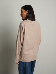 T-shirt manica lunga over scatola - Tortora