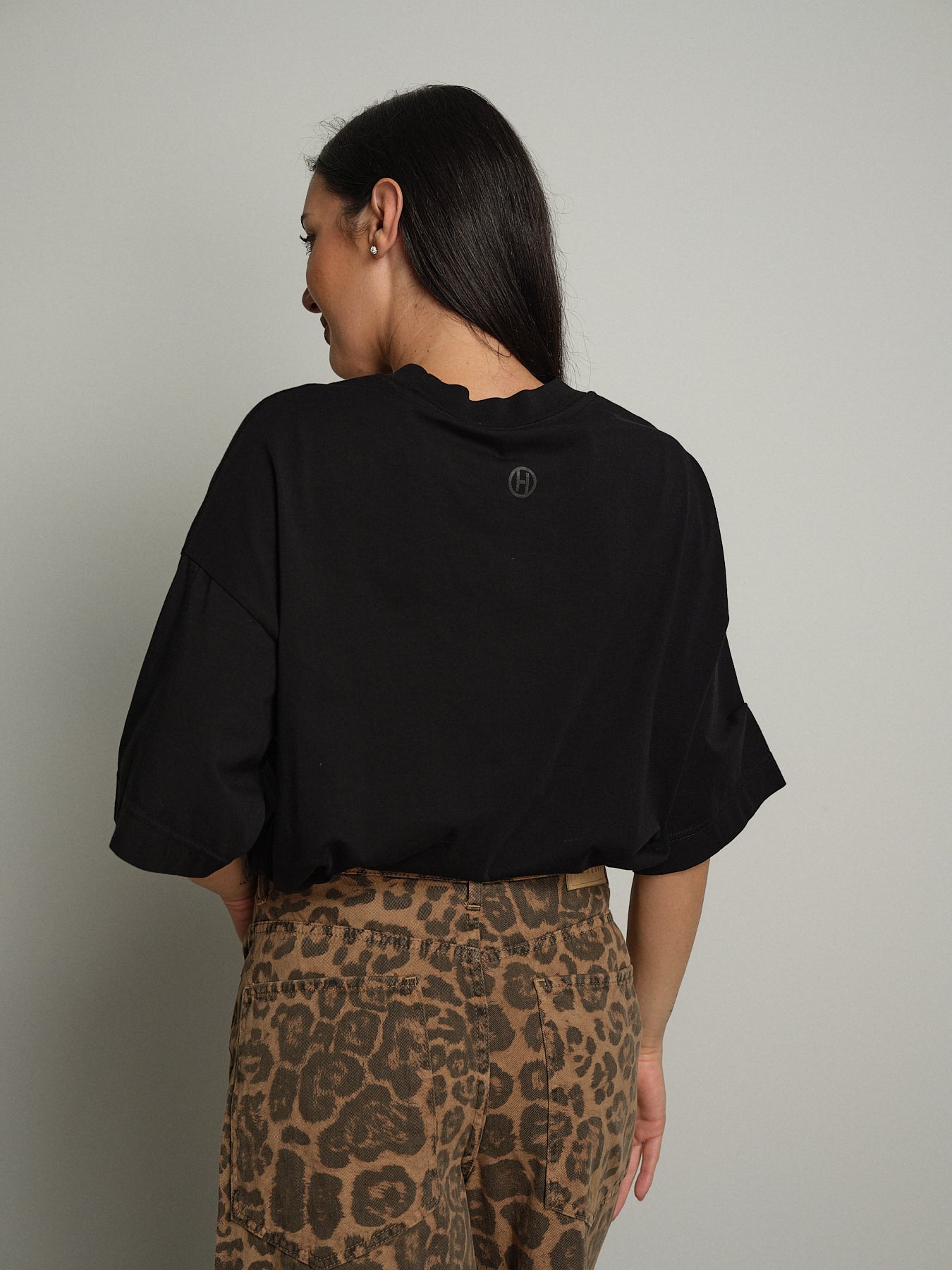 T-shirt manica corta orli alti - Nero