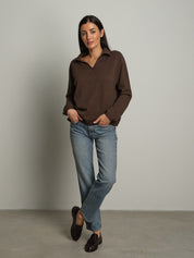 polo scollo v in maglia - Caffè
