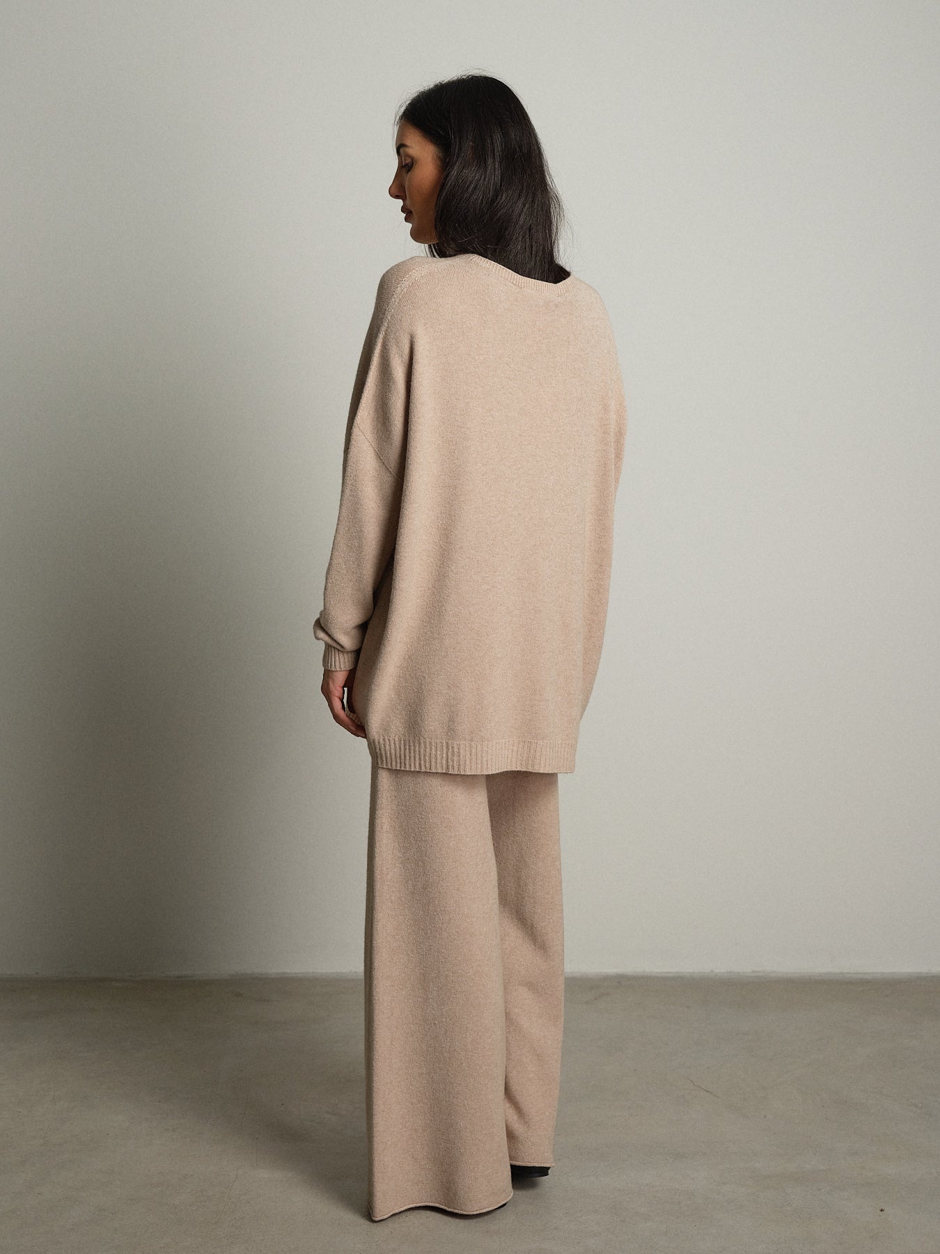 completo in maglia girocollo over - Beige