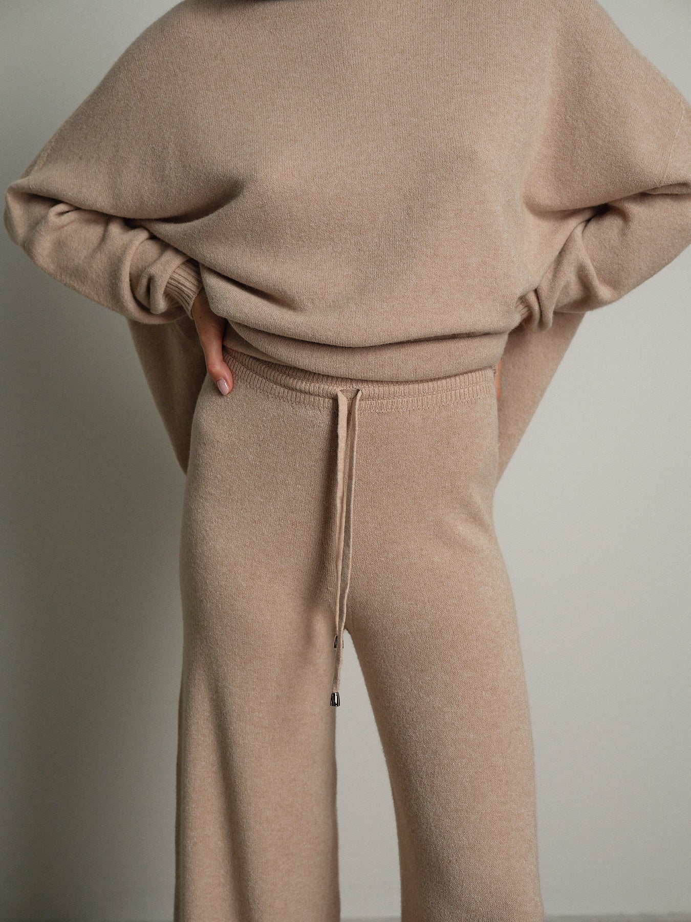 completo in maglia girocollo over - Beige