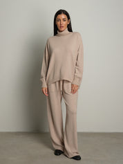 completo in maglia dolcevita - Beige