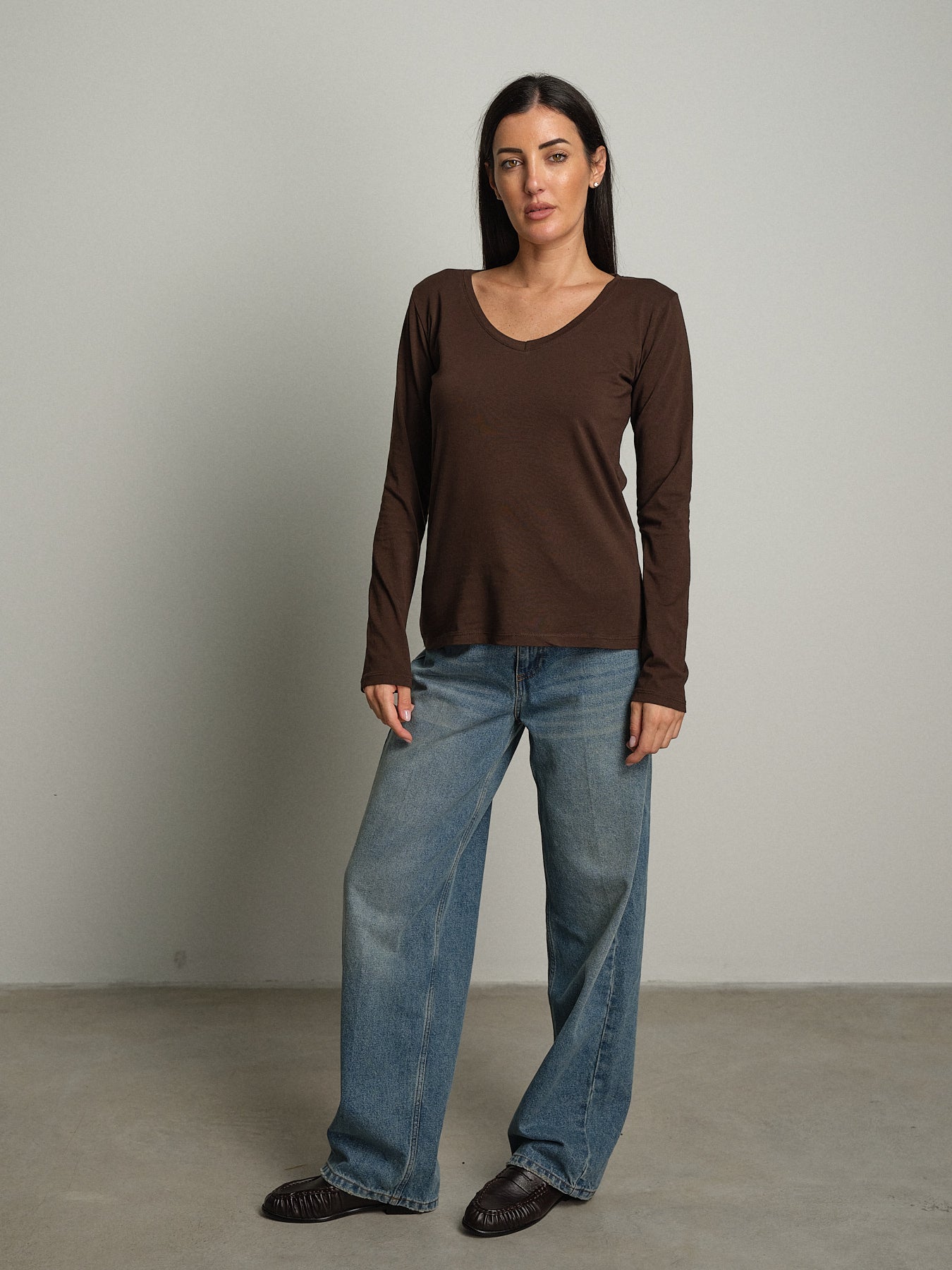 maglia slim manica lunga scollo v - moro