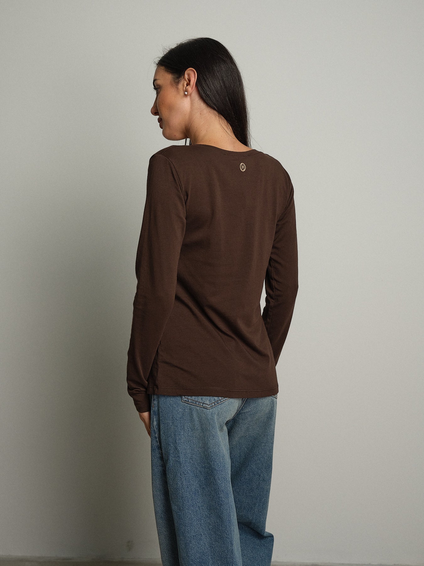 maglia slim manica lunga scollo v - moro
