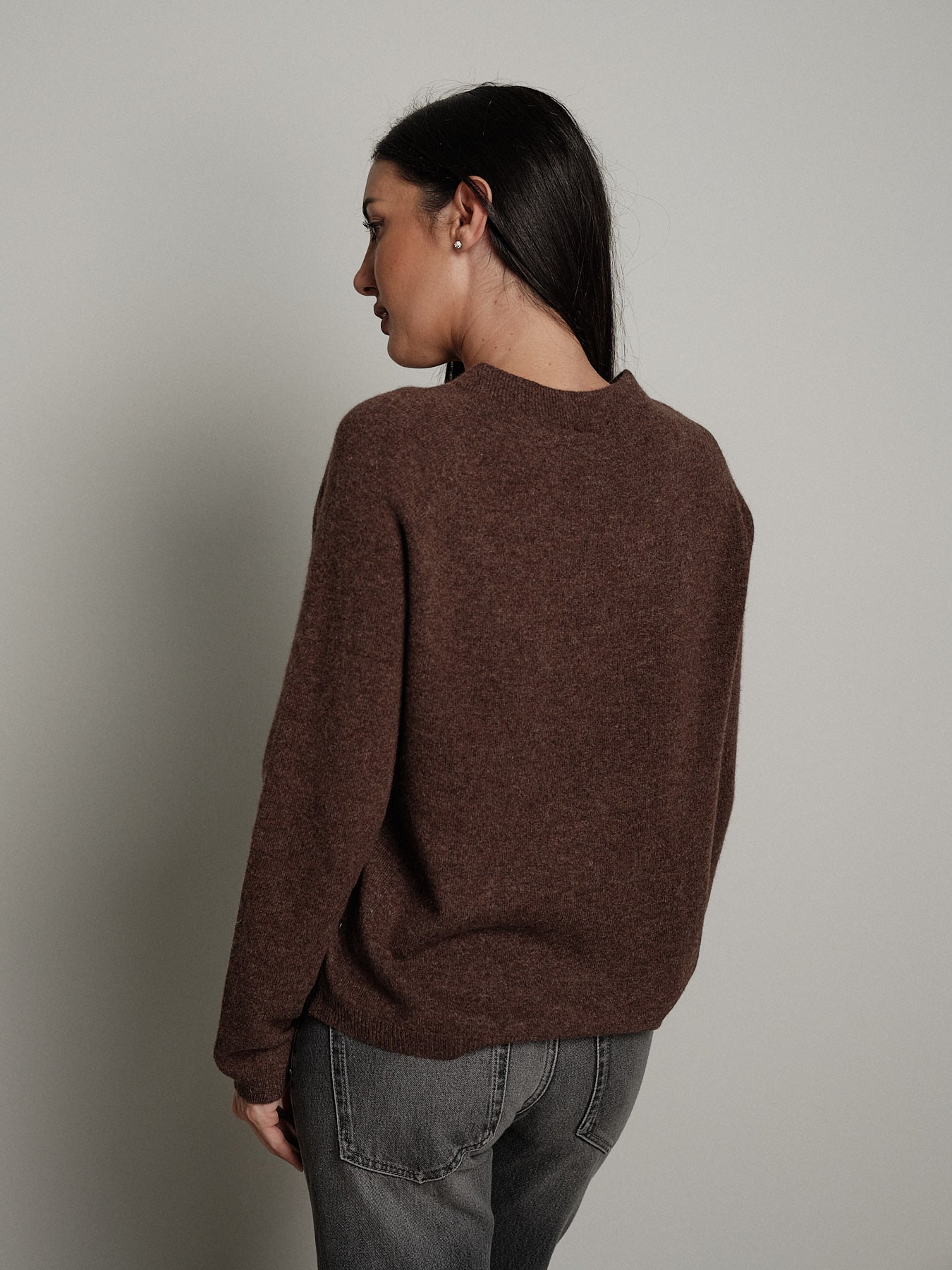 Pullover girocollo pura lana - moro