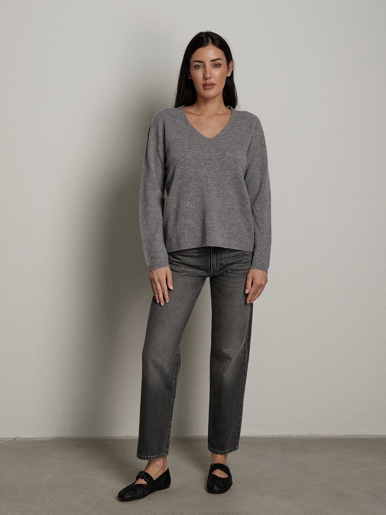 Pullover scollo V pura lana - Grigio