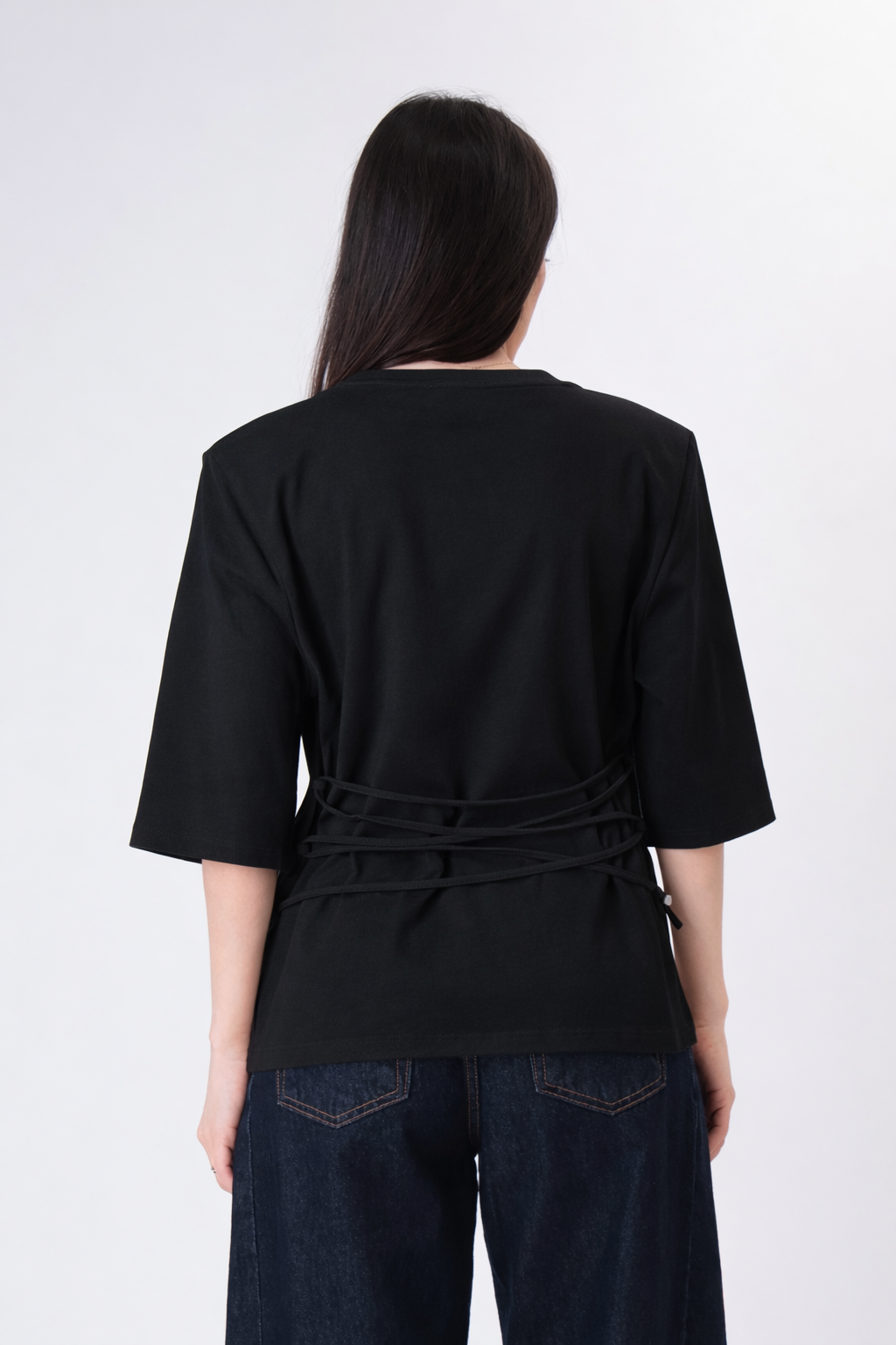 T-shirt spalle imbottite laccio retro nero