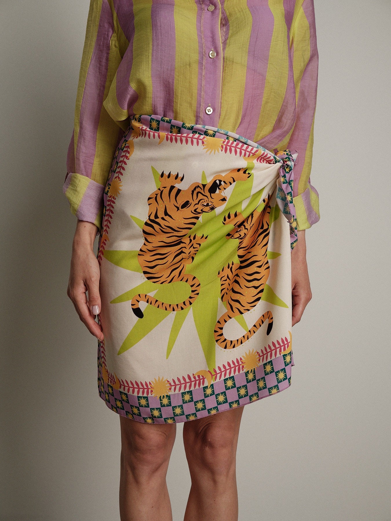 Gonna stampa "virale" lime/lilla
