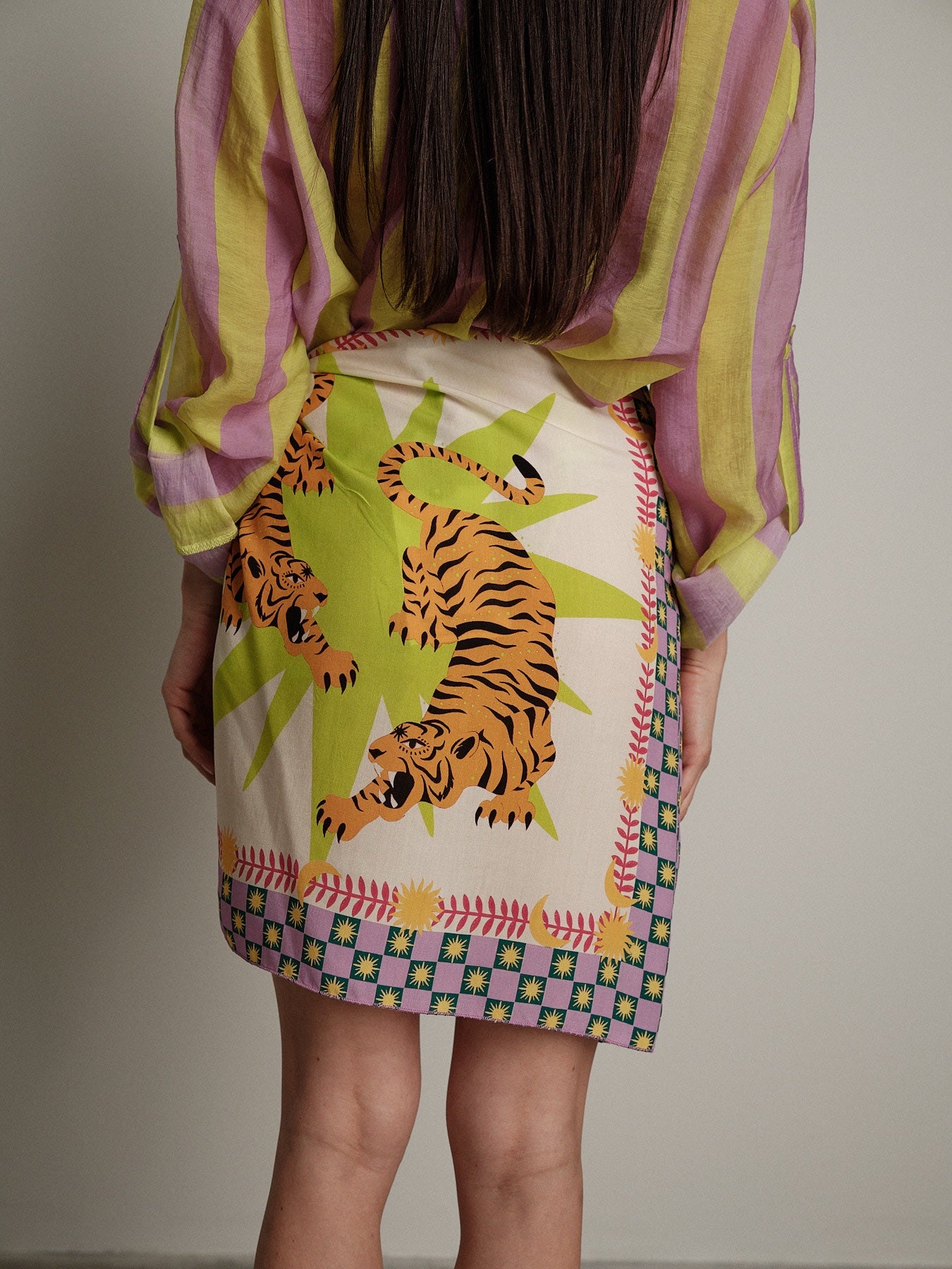 Gonna stampa "virale" lime/lilla