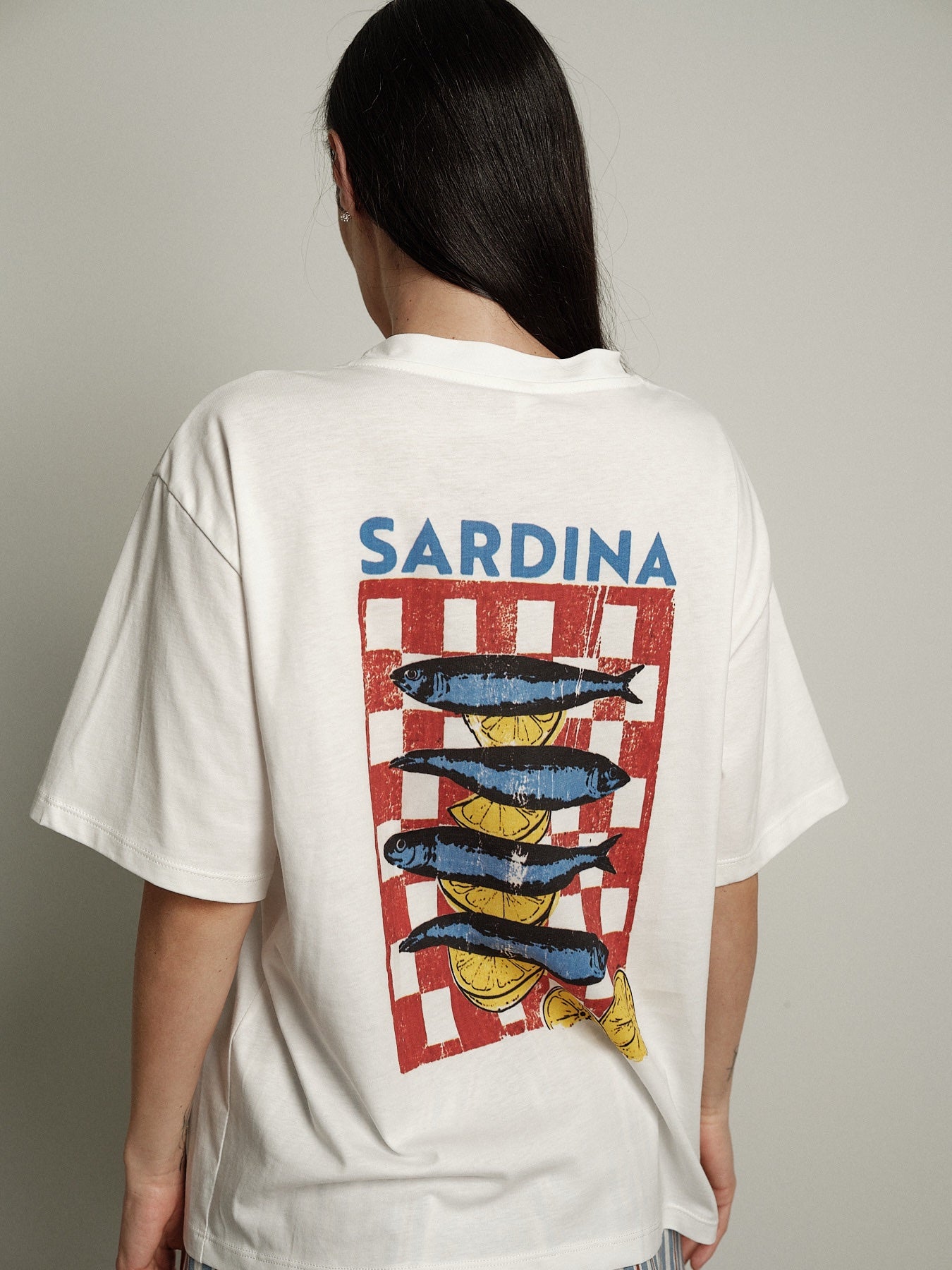 T-shirt stampa retro sardina
