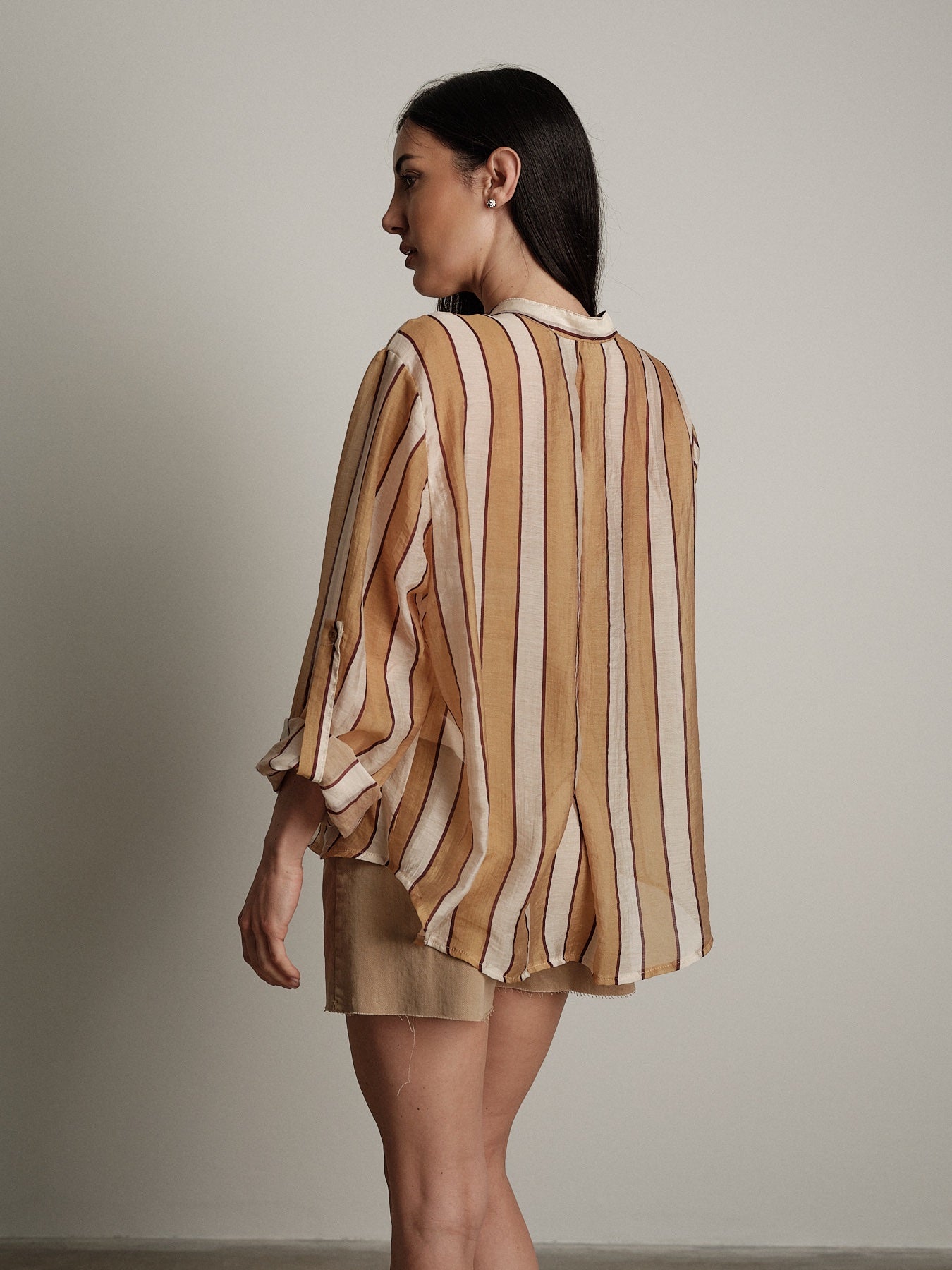 Camicia "virale" cammello/india