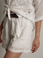 Light milk sangallo shorts