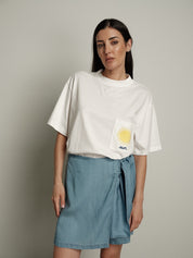T-shirt tasca ricamata sun