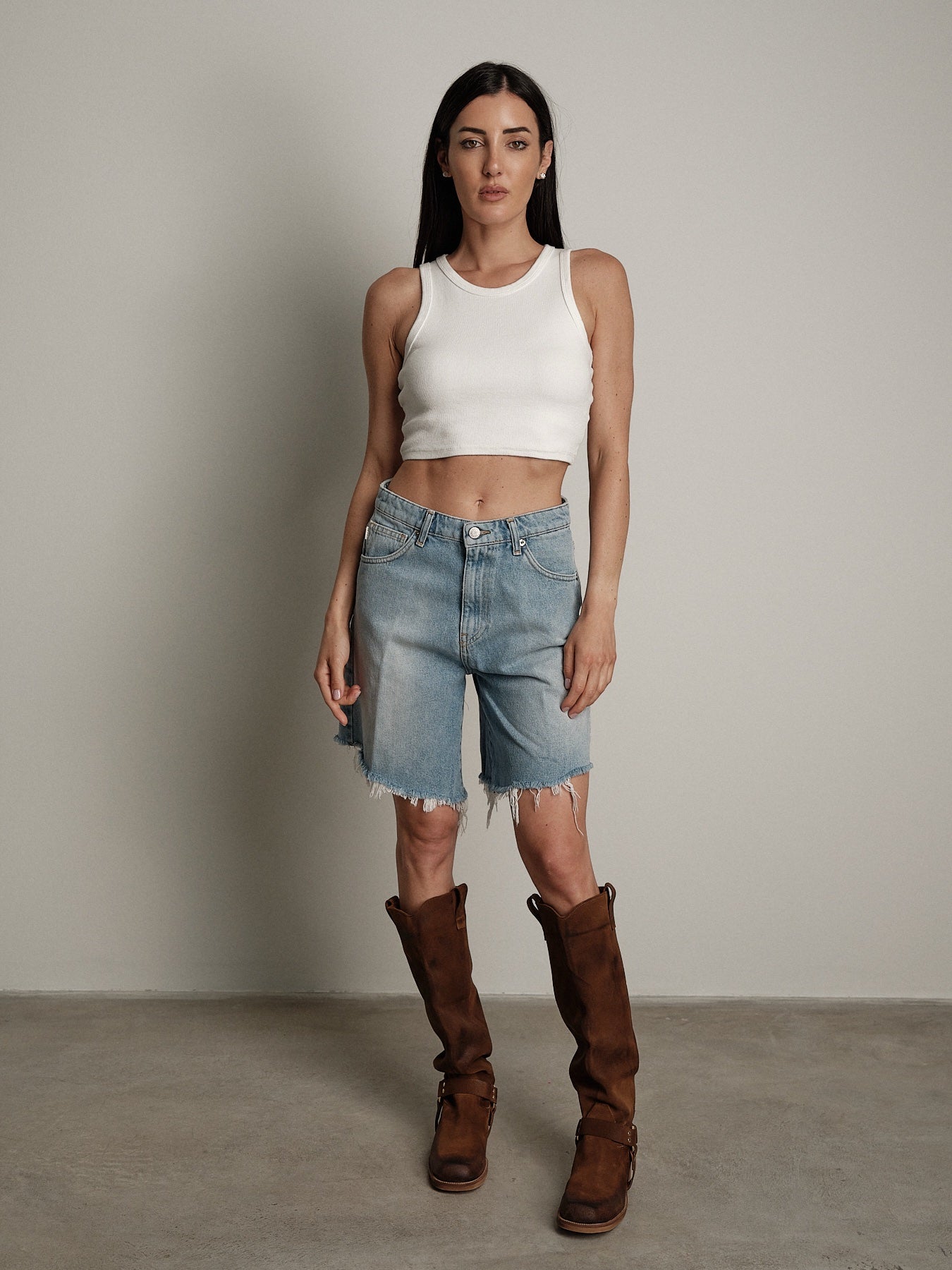 Top scollo americana crop (colori all'interno) PREORDINE NERO E BIANCO 16/06