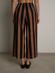 Sahara tobacco/black trousers