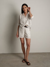 Light sangallo shirt milk