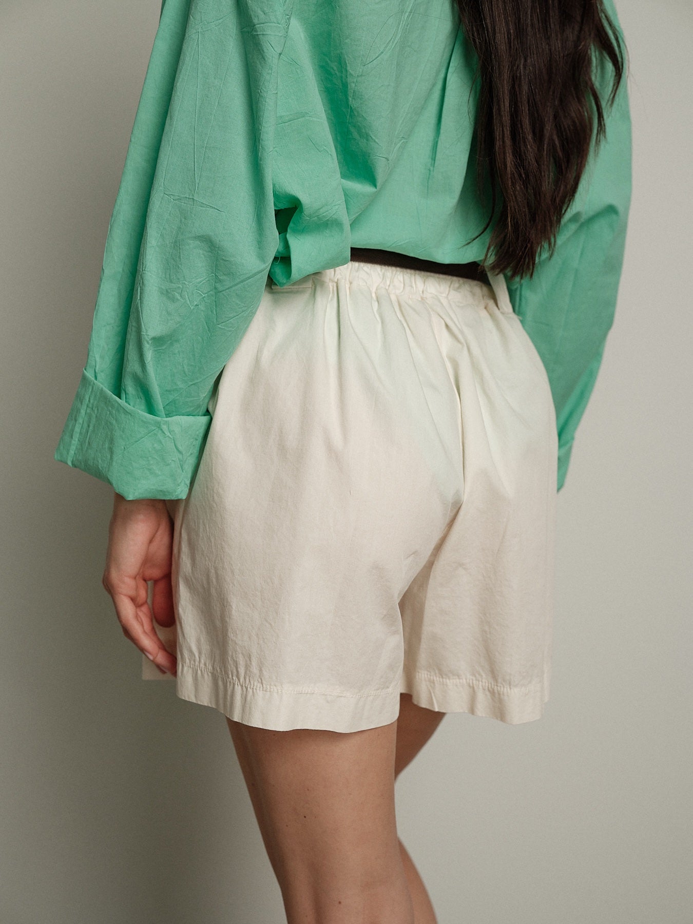 Shorts ampio cintura burro