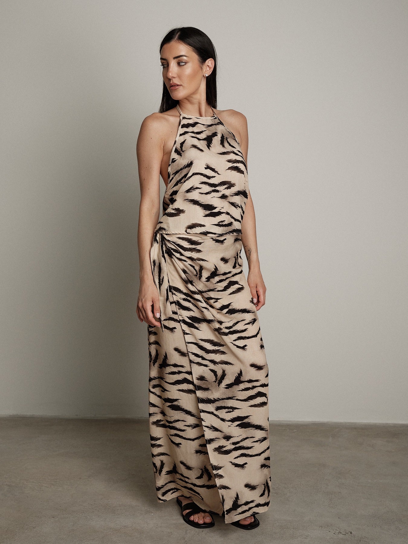 Beige zebra top