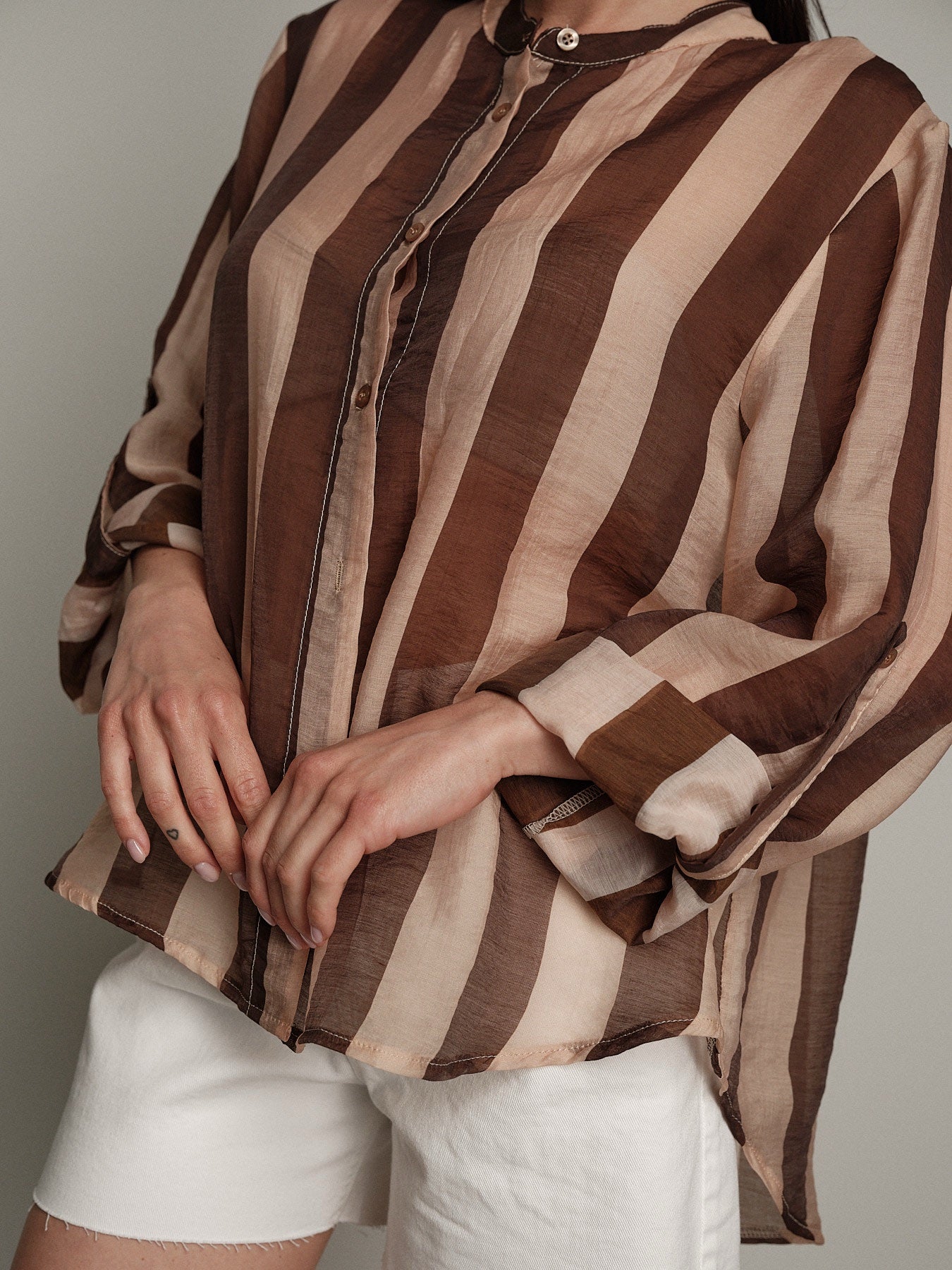 "Viral" shirt dark brown/beige