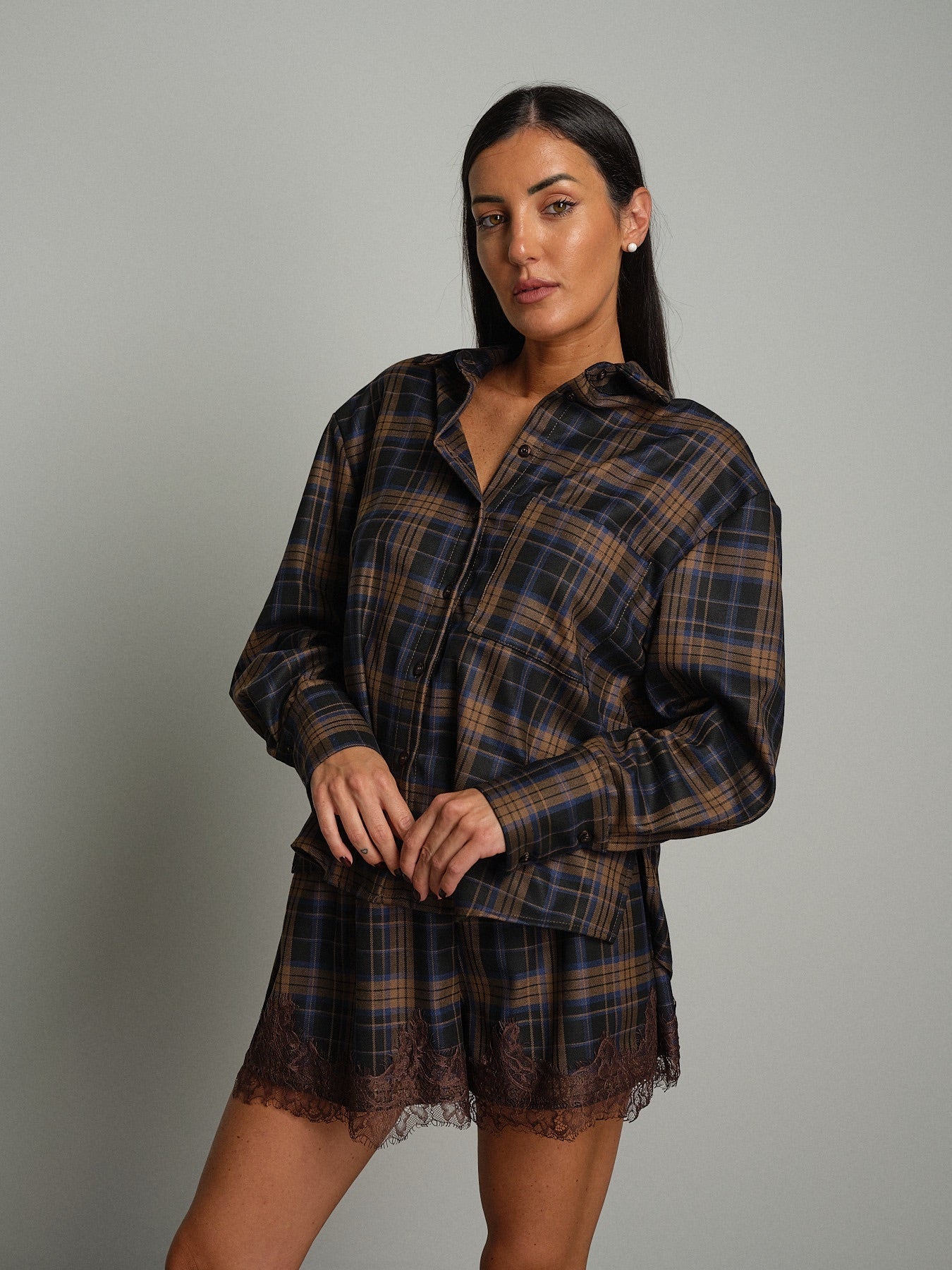 Camicia quadro taschino Nero Haveone CMA-R095;Camicia quadro taschino Nero Haveone CMA-R095 — foto 2;Camicia quadro taschino Nero Haveone CMA-R095 — foto 3;Camicia quadro taschino Nero Haveone CMA-R095 — foto 4;Camicia quadro taschino Nero Haveone CMA-R095 — foto 5;Camicia quadro taschino Nero Haveone CMA-R095 — foto 6;Camicia quadro taschino Nero Haveone CMA-R095 — foto 7