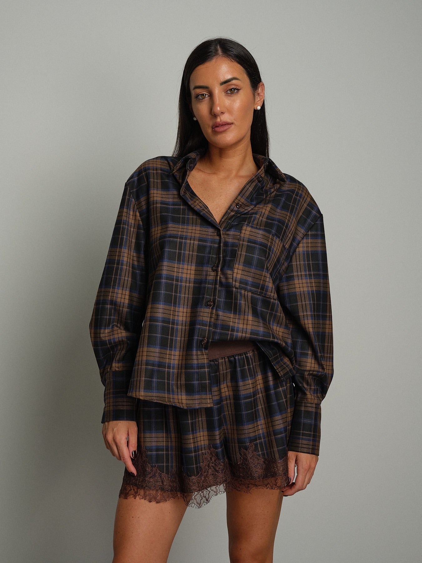 Camicia quadro taschino Nero Haveone CMA-R095;Camicia quadro taschino Nero Haveone CMA-R095 — foto 2;Camicia quadro taschino Nero Haveone CMA-R095 — foto 3;Camicia quadro taschino Nero Haveone CMA-R095 — foto 4;Camicia quadro taschino Nero Haveone CMA-R095 — foto 5;Camicia quadro taschino Nero Haveone CMA-R095 — foto 6;Camicia quadro taschino Nero Haveone CMA-R095 — foto 7