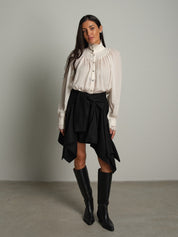 Camicia vittoriana orlo pizzo Burro Haveone CMA-R126;Camicia vittoriana orlo pizzo Burro Haveone CMA-R126 — foto 2;Camicia vittoriana orlo pizzo Burro Haveone CMA-R126 — foto 3;Camicia vittoriana orlo pizzo Burro Haveone CMA-R126 — foto 4;Camicia vittoriana orlo pizzo Burro Haveone CMA-R126 — foto 5;Camicia vittoriana orlo pizzo Burro Haveone CMA-R126 — foto 6