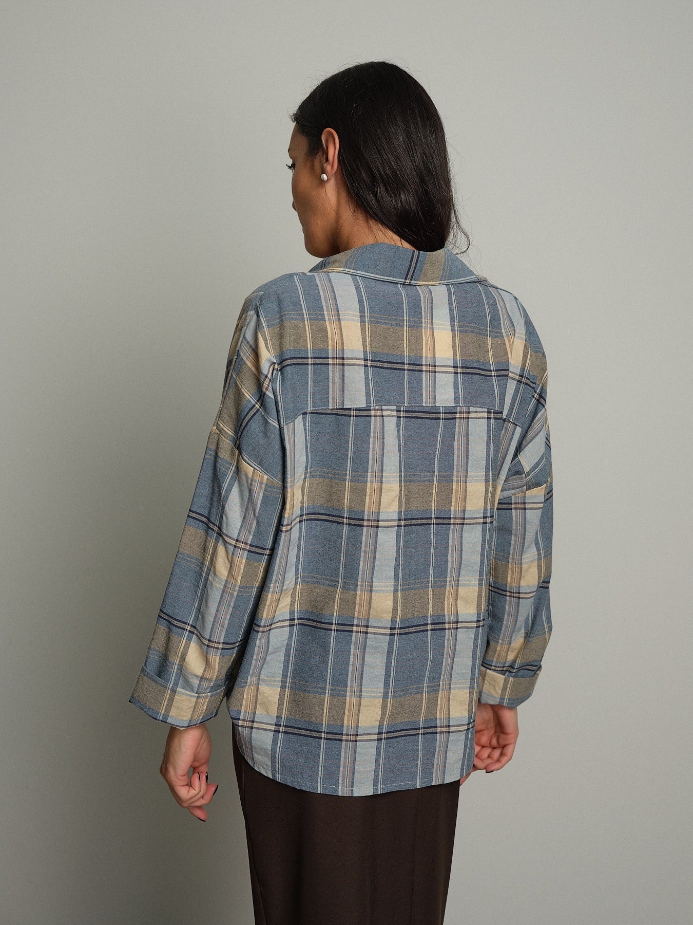 Camicia scatola quadro Azzurro Haveone CNO-R101;Camicia scatola quadro Azzurro Haveone CNO-R101 — foto 2;Camicia scatola quadro Azzurro Haveone CNO-R101 — foto 3;Camicia scatola quadro Azzurro Haveone CNO-R101 — foto 4;Camicia scatola quadro Azzurro Haveone CNO-R101 — foto 5