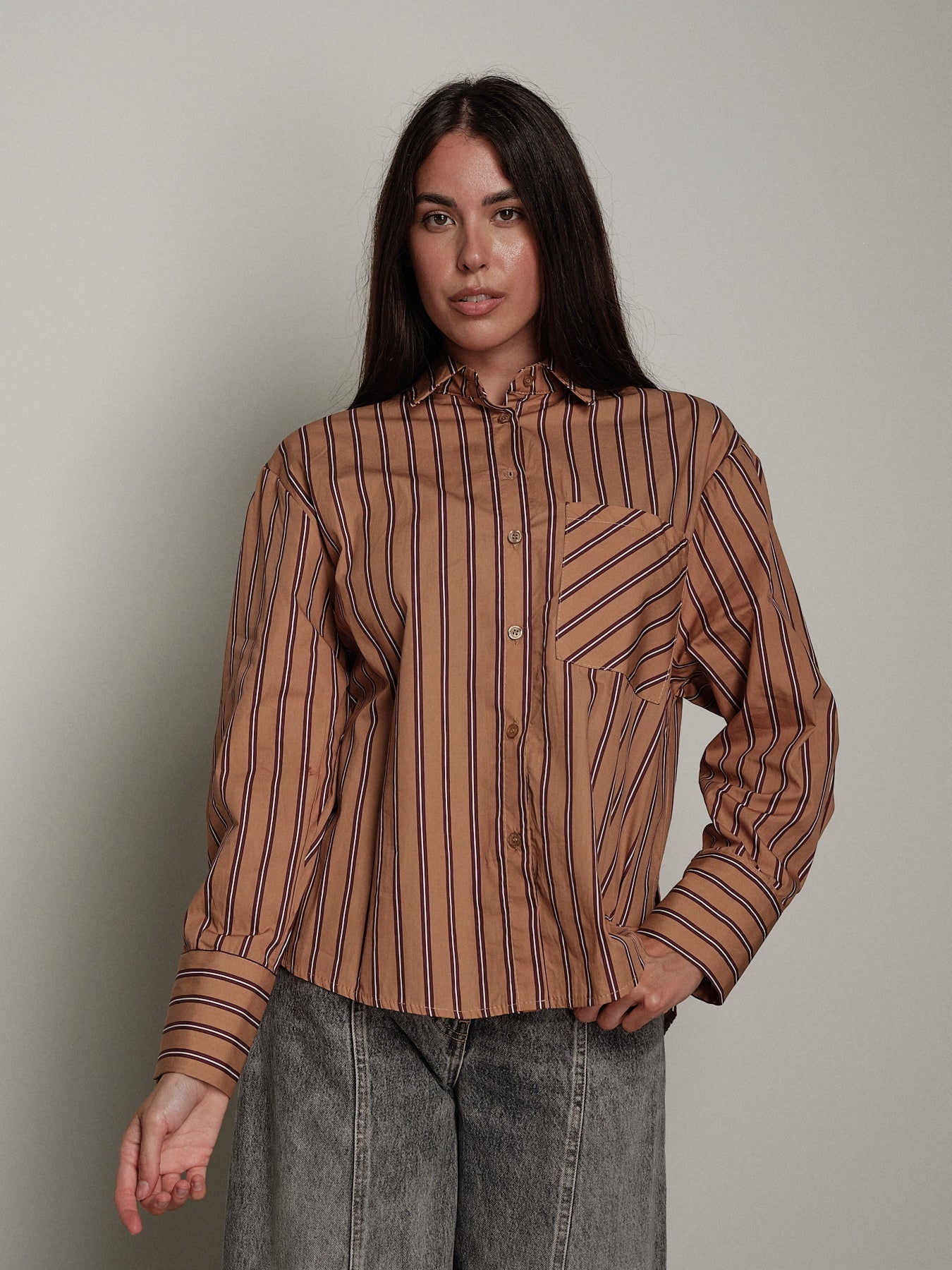 Camicia Sofia Bruciato Haveone CVL-R073;Camicia Sofia Bruciato Haveone CVL-R073 — foto 2;Camicia Sofia Bruciato Haveone CVL-R073 — foto 3;Camicia Sofia Bruciato Haveone CVL-R073 — foto 4