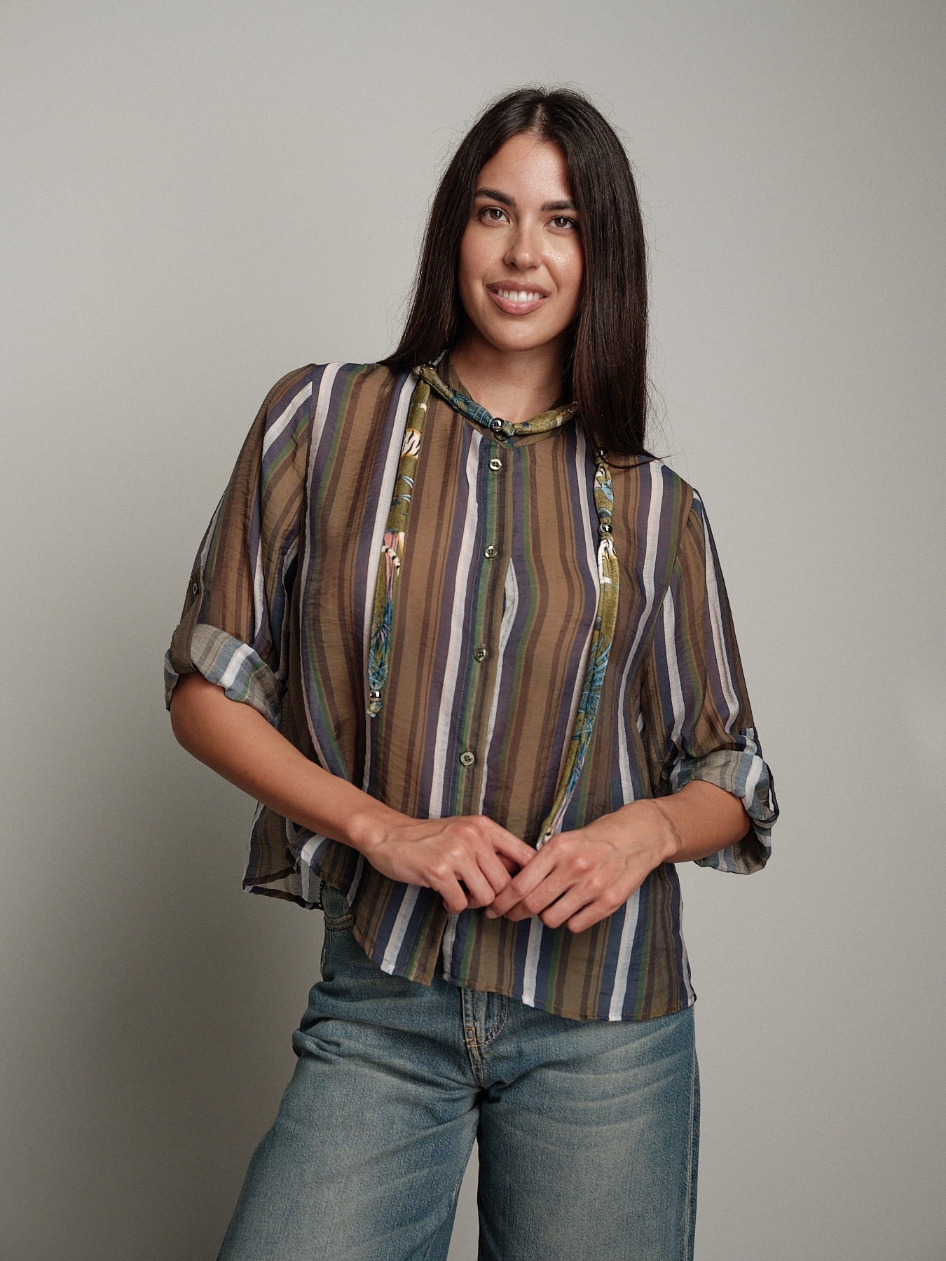 Camicia riga e collana Petrolio Haveone CVS-R066;Camicia riga e collana Petrolio Haveone CVS-R066 — foto 2;Camicia riga e collana Petrolio Haveone CVS-R066 — foto 3;Camicia riga e collana Petrolio Haveone CVS-R066 — foto 4;Camicia riga e collana Petrolio Haveone CVS-R066 — foto 5;Camicia riga e collana Petrolio Haveone CVS-R066 — foto 6