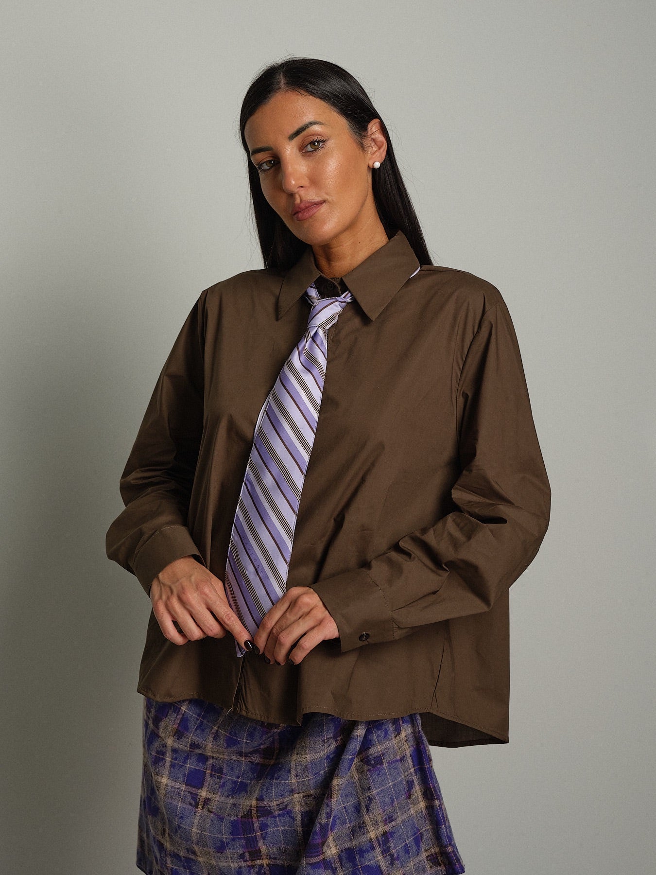 Camicia cravatta Jessi Lilla Haveone CVS-R100;Camicia cravatta Jessi Lilla Haveone CVS-R100 — foto 2;Camicia cravatta Jessi Lilla Haveone CVS-R100 — foto 3;Camicia cravatta Jessi Lilla Haveone CVS-R100 — foto 4