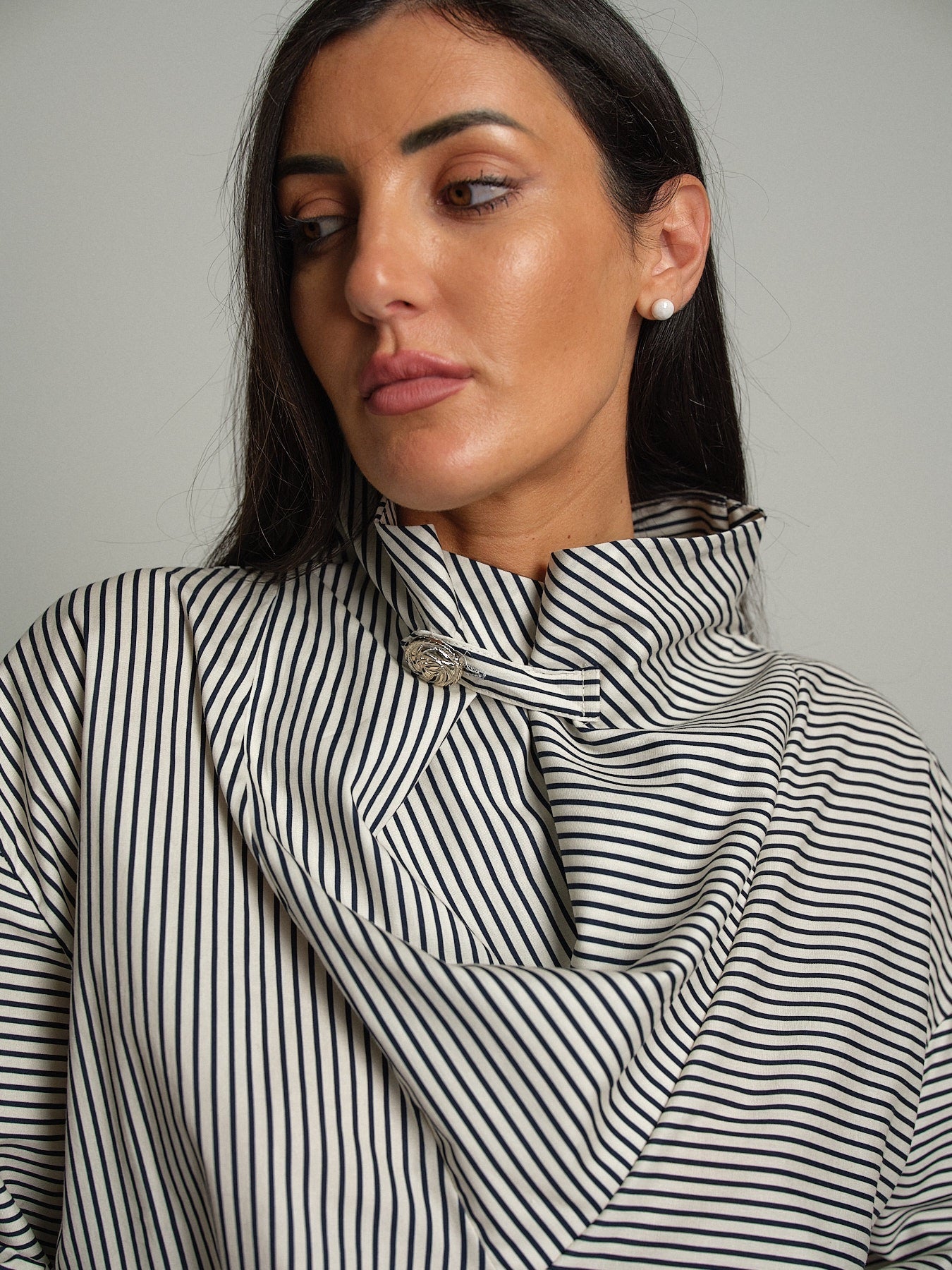 Camicia collo alto riga Blu Haveone CVS-R120;Camicia collo alto riga Blu Haveone CVS-R120 — foto 2;Camicia collo alto riga Blu Haveone CVS-R120 — foto 3;Camicia collo alto riga Blu Haveone CVS-R120 — foto 4;Camicia collo alto riga Blu Haveone CVS-R120 — foto 5;Camicia collo alto riga Blu Haveone CVS-R120 — foto 6;Camicia collo alto riga Blu Haveone CVS-R120 — foto 7