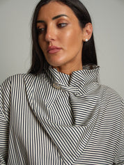 Camicia collo alto riga Blu Haveone CVS-R120;Camicia collo alto riga Blu Haveone CVS-R120 — foto 2;Camicia collo alto riga Blu Haveone CVS-R120 — foto 3;Camicia collo alto riga Blu Haveone CVS-R120 — foto 4;Camicia collo alto riga Blu Haveone CVS-R120 — foto 5;Camicia collo alto riga Blu Haveone CVS-R120 — foto 6;Camicia collo alto riga Blu Haveone CVS-R120 — foto 7