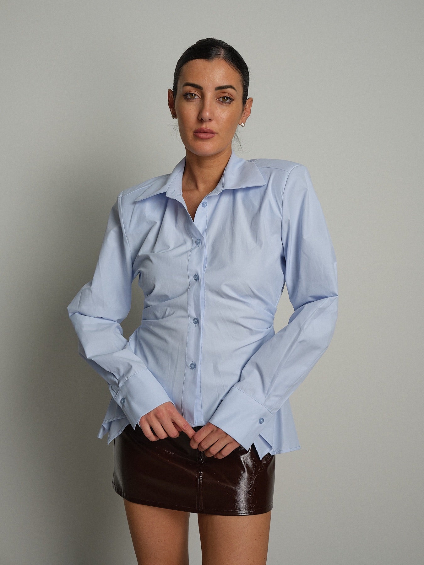 Camicia slim arricciata Azzurro Haveone CVS-R129;Camicia slim arricciata Azzurro Haveone CVS-R129 — foto 2;Camicia slim arricciata Azzurro Haveone CVS-R129 — foto 3;Camicia slim arricciata Azzurro Haveone CVS-R129 — foto 4;Camicia slim arricciata Azzurro Haveone CVS-R129 — foto 5;Camicia slim arricciata Azzurro Haveone CVS-R129 — foto 6;Camicia slim arricciata Azzurro Haveone CVS-R129 — foto 7