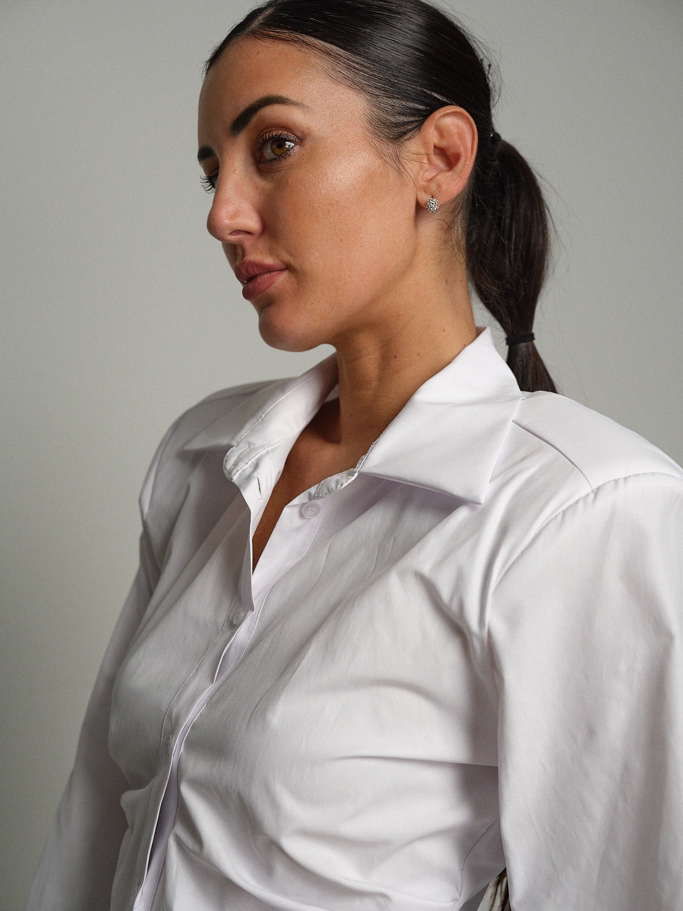 Camicia slim arricciata Bianco-ottico Haveone CVS-R129;Camicia slim arricciata Bianco-ottico Haveone CVS-R129 — foto 2;Camicia slim arricciata Bianco-ottico Haveone CVS-R129 — foto 3;Camicia slim arricciata Bianco-ottico Haveone CVS-R129 — foto 4;Camicia slim arricciata Bianco-ottico Haveone CVS-R129 — foto 5