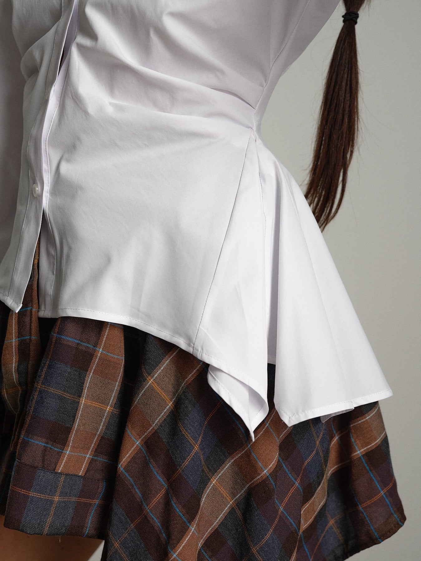 Camicia slim arricciata Bianco-ottico Haveone CVS-R129;Camicia slim arricciata Bianco-ottico Haveone CVS-R129 — foto 2;Camicia slim arricciata Bianco-ottico Haveone CVS-R129 — foto 3;Camicia slim arricciata Bianco-ottico Haveone CVS-R129 — foto 4;Camicia slim arricciata Bianco-ottico Haveone CVS-R129 — foto 5