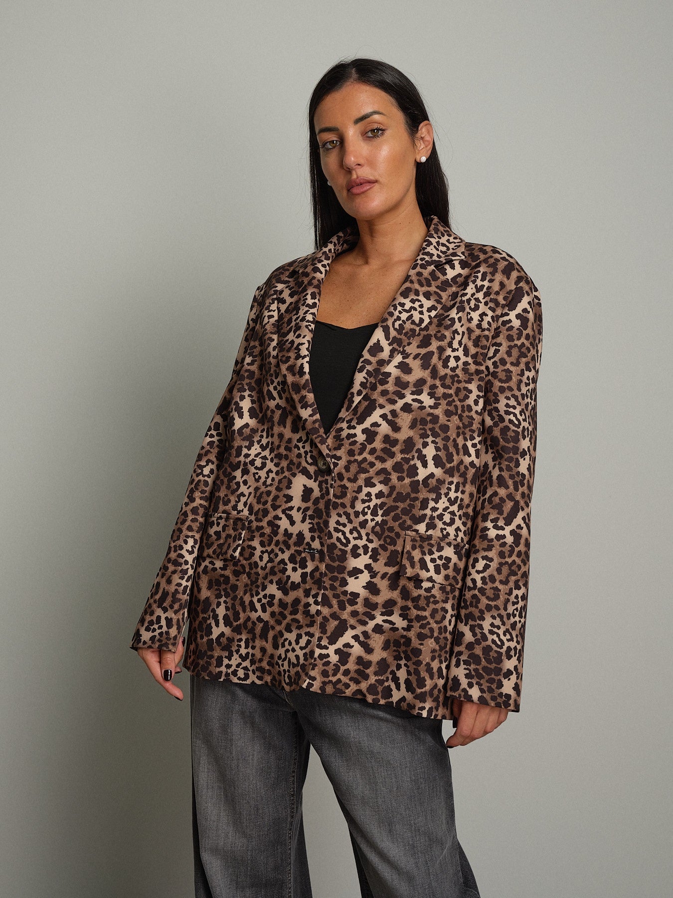 Giacca leopardata Beige Haveone JIA-R085;Giacca leopardata Beige Haveone JIA-R085 — foto 2;Giacca leopardata Beige Haveone JIA-R085 — foto 3;Giacca leopardata Beige Haveone JIA-R085 — foto 4;Giacca leopardata Beige Haveone JIA-R085 — foto 5