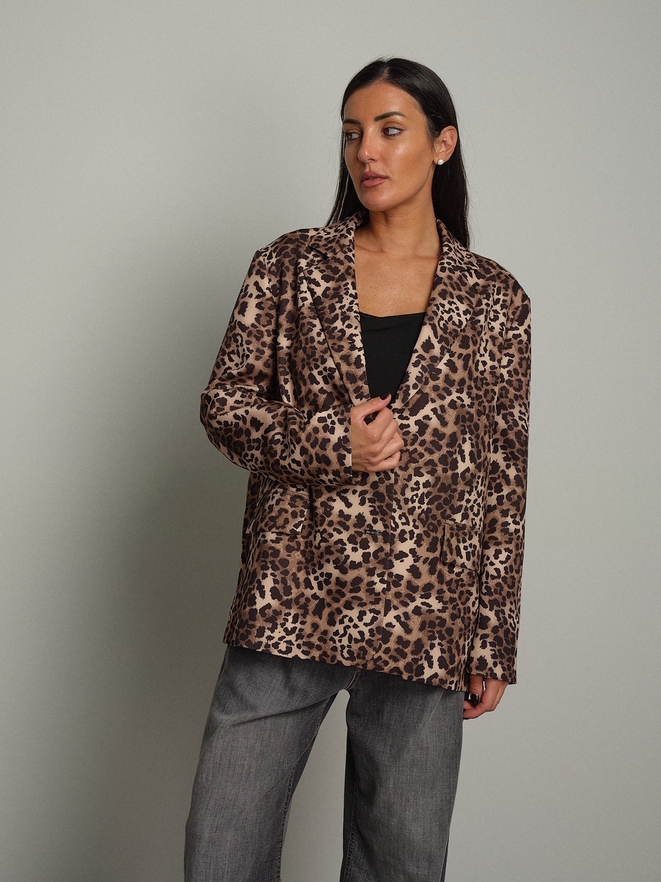 Giacca leopardata Beige Haveone JIA-R085;Giacca leopardata Beige Haveone JIA-R085 — foto 2;Giacca leopardata Beige Haveone JIA-R085 — foto 3;Giacca leopardata Beige Haveone JIA-R085 — foto 4;Giacca leopardata Beige Haveone JIA-R085 — foto 5