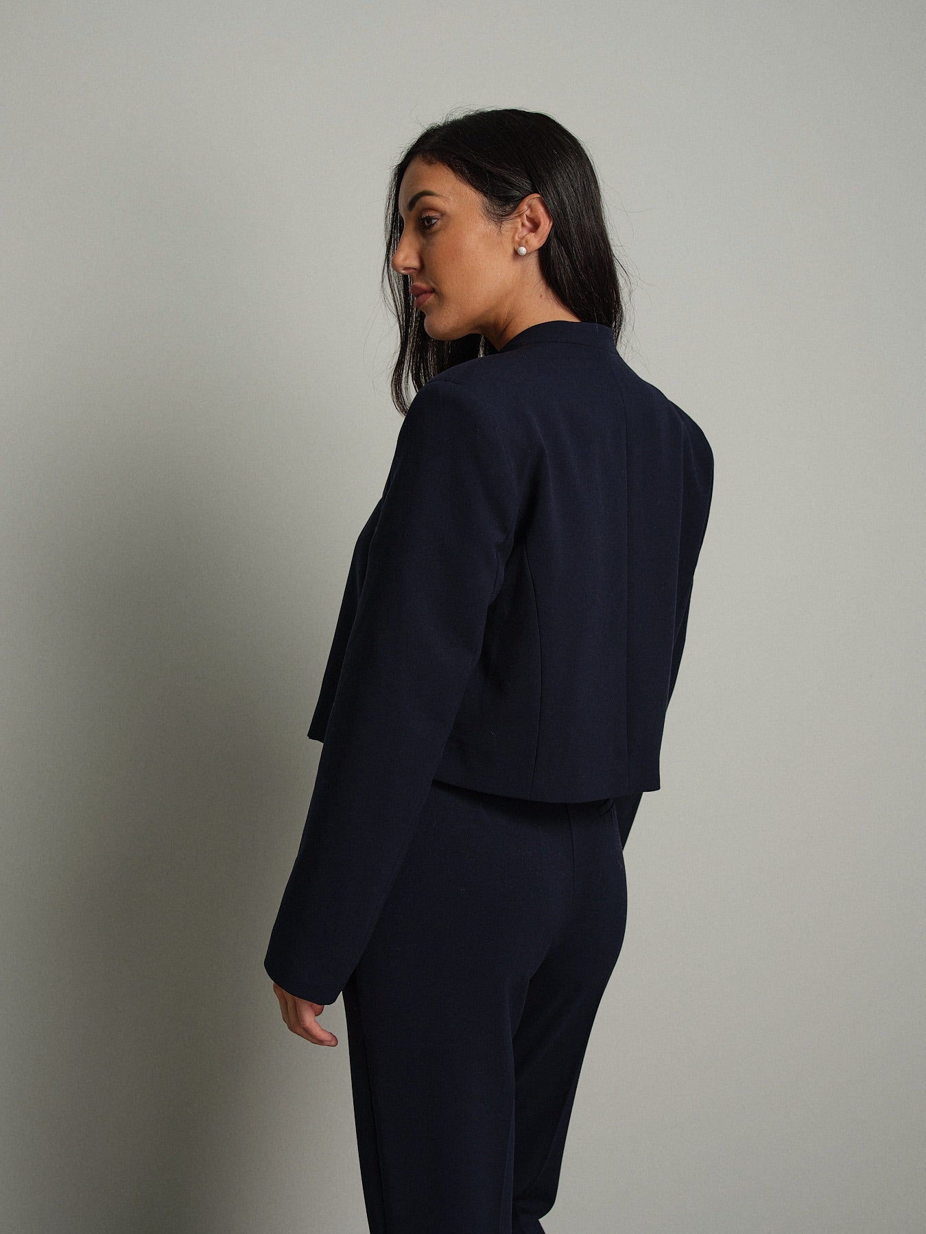 Giacca crop agata Blu-notte Haveone JIA-R099;Giacca crop agata Blu-notte Haveone JIA-R099 — foto 2;Giacca crop agata Blu-notte Haveone JIA-R099 — foto 3;Giacca crop agata Blu-notte Haveone JIA-R099 — foto 4;Giacca crop agata Blu-notte Haveone JIA-R099 — foto 5;Giacca crop agata Blu-notte Haveone JIA-R099 — foto 6